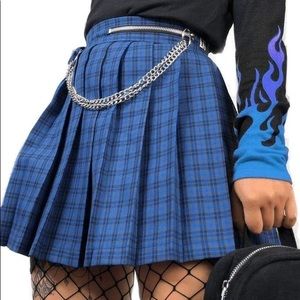 Love Too True Miniskirt Size 8